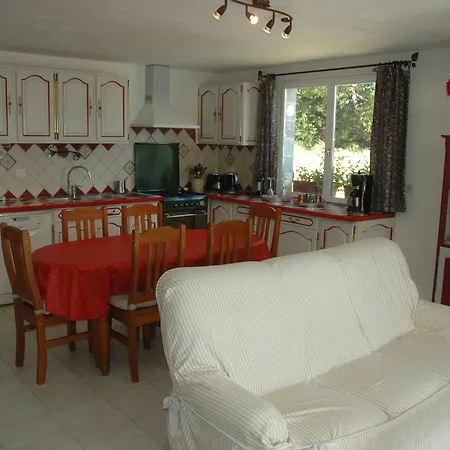 ベッド・アンド・ブレックファスト Lavandes Et Roses En Quercy *